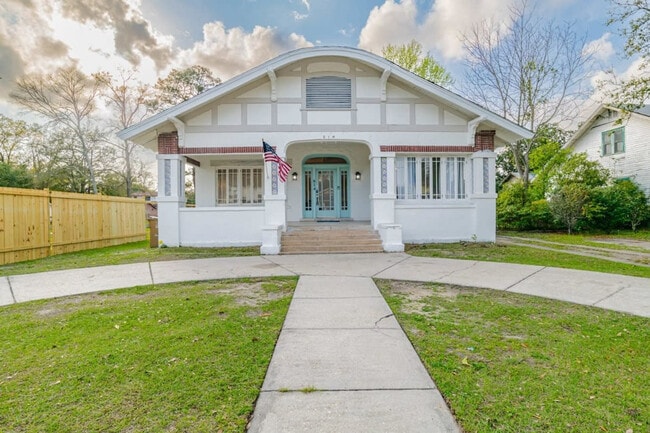 Photo - 814 S Broad St Unit ID1043690P