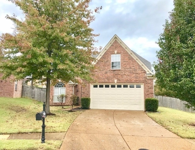 Building Photo - Fantastic Home In A Great Location! Spacio...