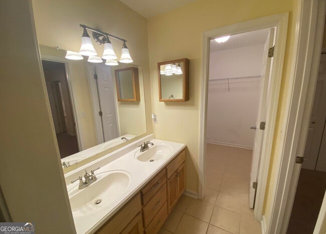 Photo - 2068 Scrubby Bluff Rd