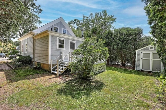 Photo - 25 Anoka Ave