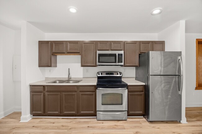 Photo - 2228 S. Wood-BSMT Unit BSMT