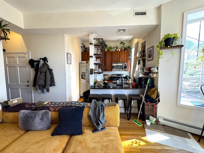 Photo - 59 Fort Ave Unidad 2