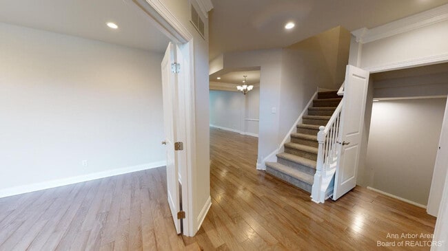 Photo - 3010 N Spurway Dr