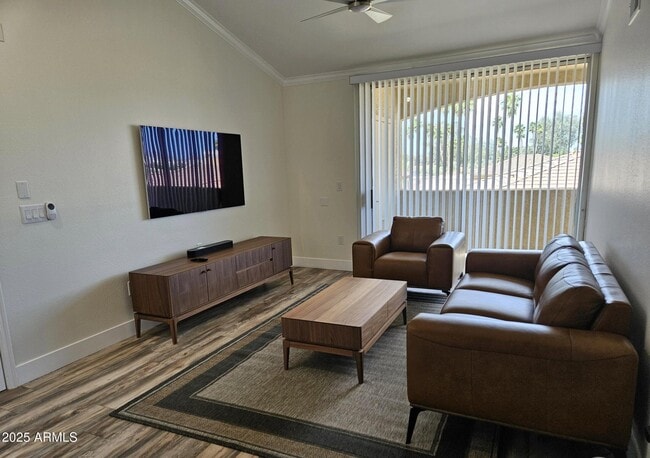 Photo - 2134 E Broadway Rd Unidad 3043