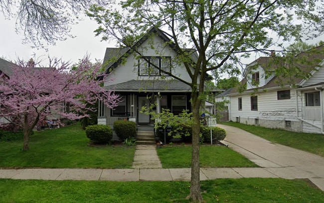 Front of Home - 552 N 62nd St Rental