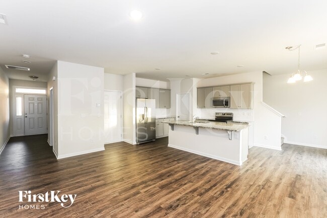 Photo - 10717 Rivergate Dr NW