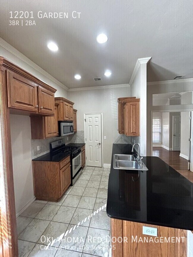 12201 Garden Ct House House Rental in Oklahoma City, OK