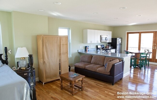 Photo - 4 Kearsarge Ave Unit 3