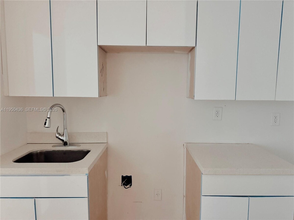 Photo - 1525 Euclid Ave Unit 18