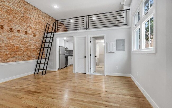 Photo - 1916 Poplar St Unit 1N