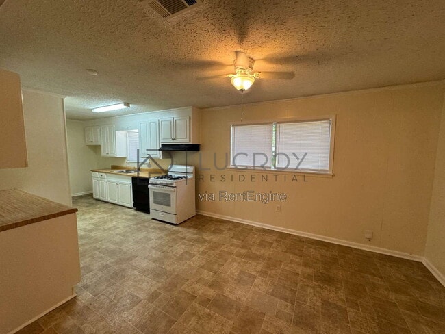 Photo - 3203 Harle St