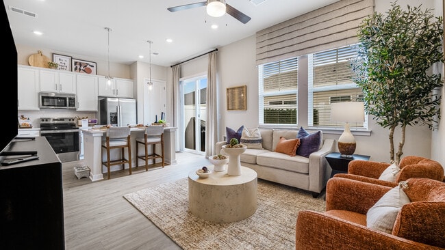 Photo - Yardly Broadway