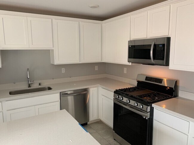 Photo - 3 Bedroom Townhouse in QUAIL PARK AT CADENCE!