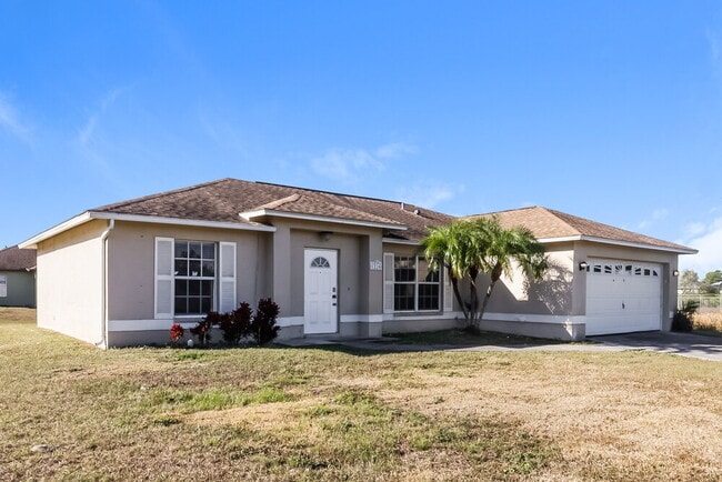 Photo - 1216 Belgrave St