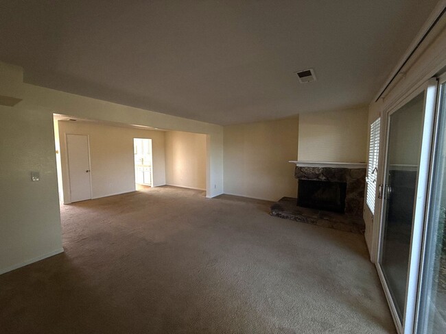 5B Oak Crest Court