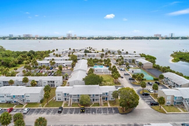 Photo - 12th & Beach Apartments