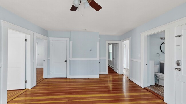 Building Photo - 6 Ropes St Unit 1T