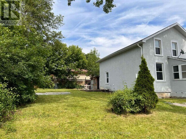 Photo - 409 Bleecker Ave