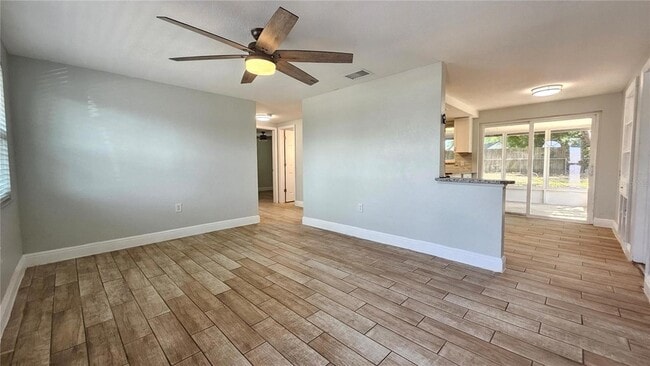 Photo - 6412 Pawling Ave