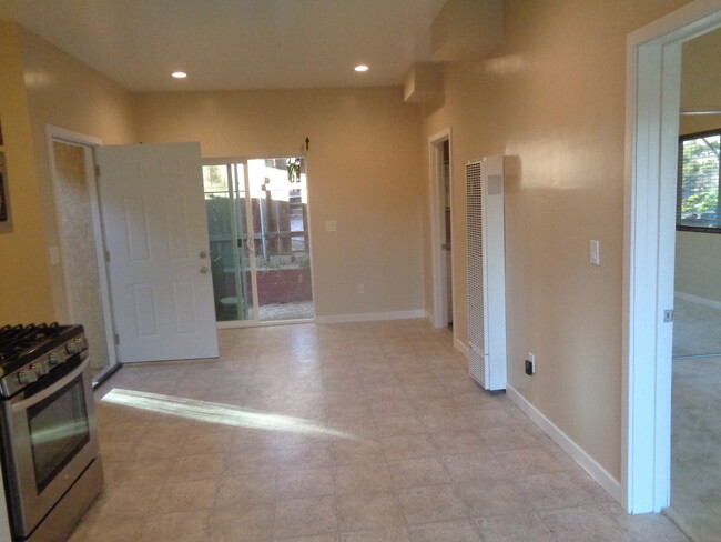 Photo - 4953 Campanile Dr
