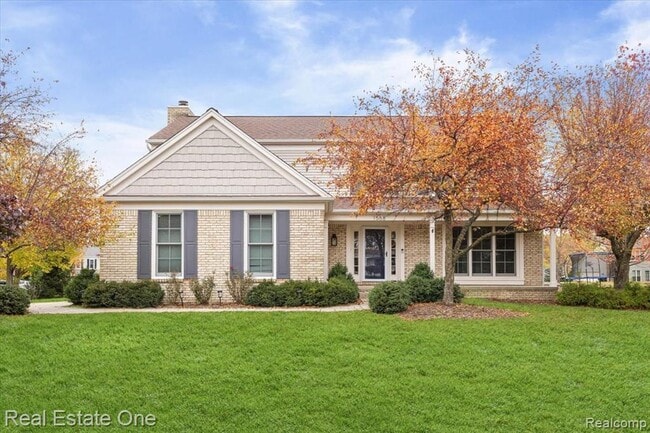 Building Photo - 1568 Grandview Dr