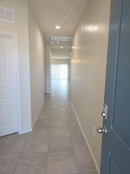 Photo - 18589 W Smoketree Dr