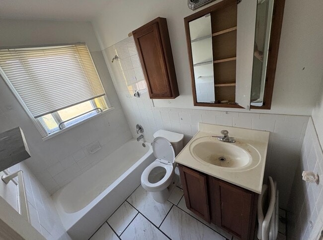 Photo - 7508 Chandler Ave