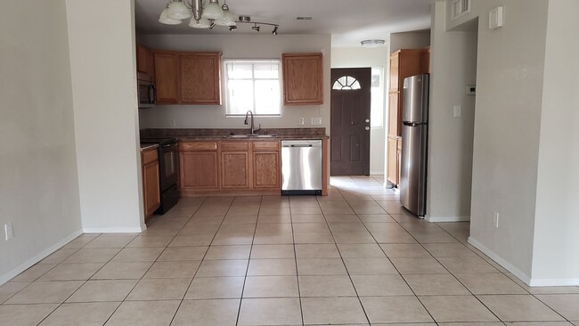 2 Bed 2 Bath Town-home in Central Phoenix!... - 2 Bed 2 Bath Town-home in Central Phoenix!...