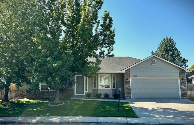 Gorgeous 4 bed 3 bath home in the perfect ... - Gorgeous 4 bed 3 bath home in the perfect ...