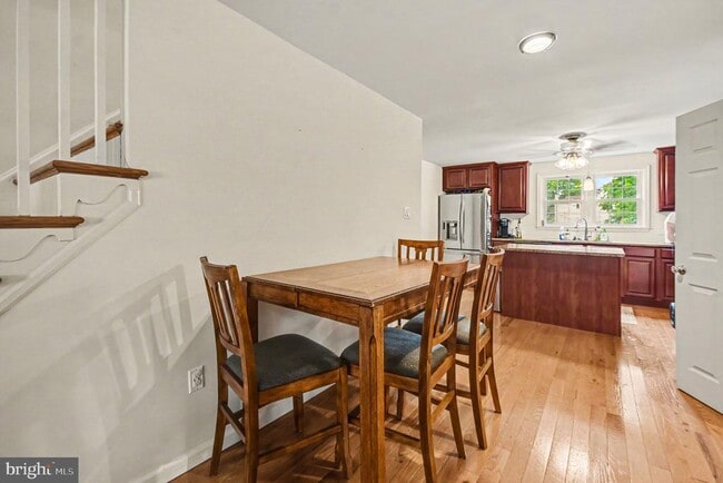 Photo - 205 E 10th Ave