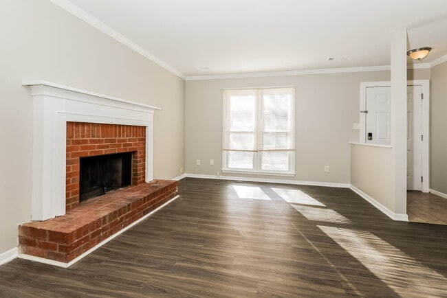 Photo - 707 Redland Dr