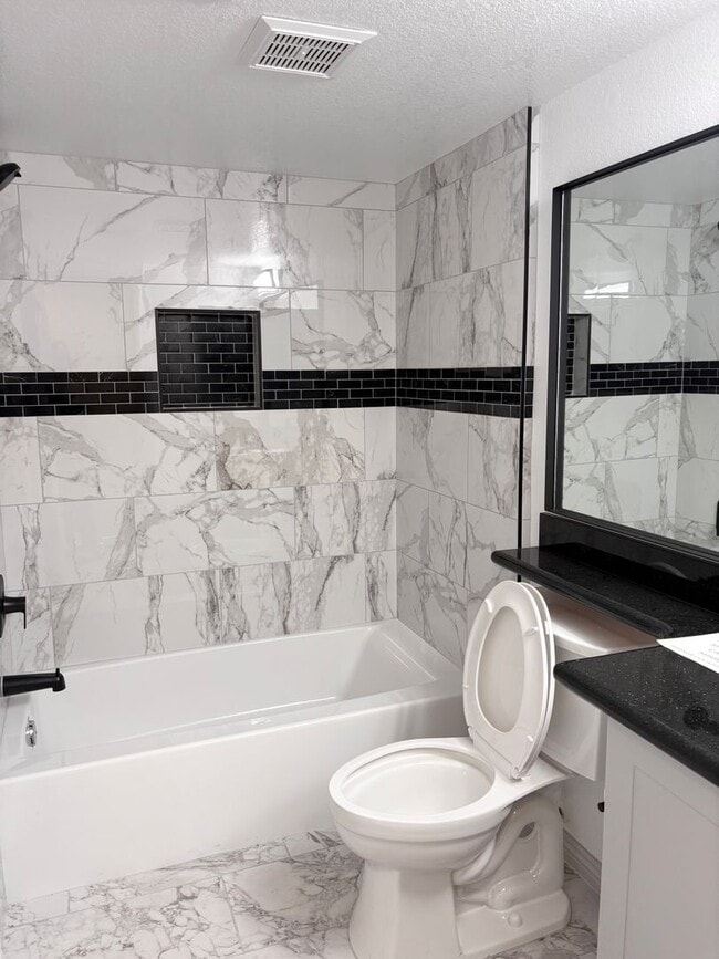 Photo - **SLEEK 1 BEDROOM/1 BATHROOM/LOFT/1 CAR GARAGE CONDO IN MESA (BROWN RD & CENTER ST)** Unit 2035