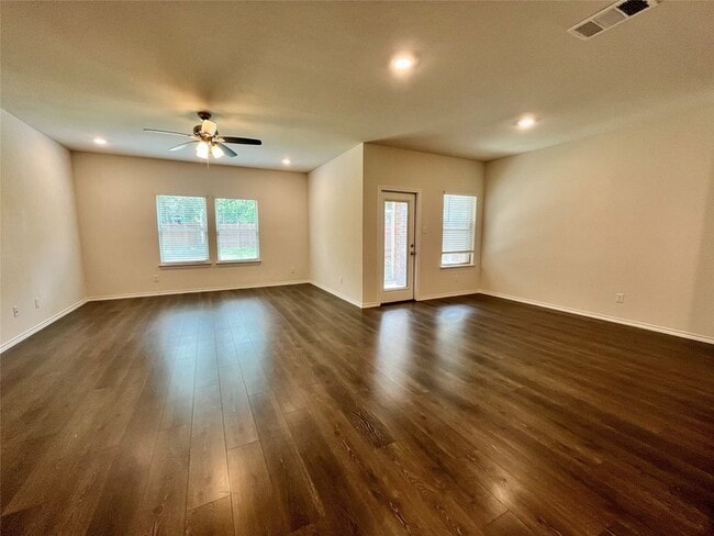 Photo - 2304 Lattimore St