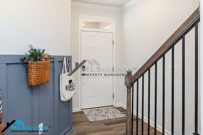 Photo - 312 Bedivere Ln