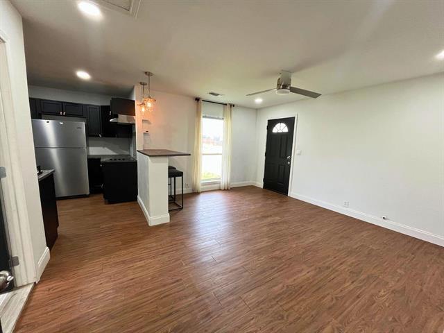 Photo - 217 Adrian Dr