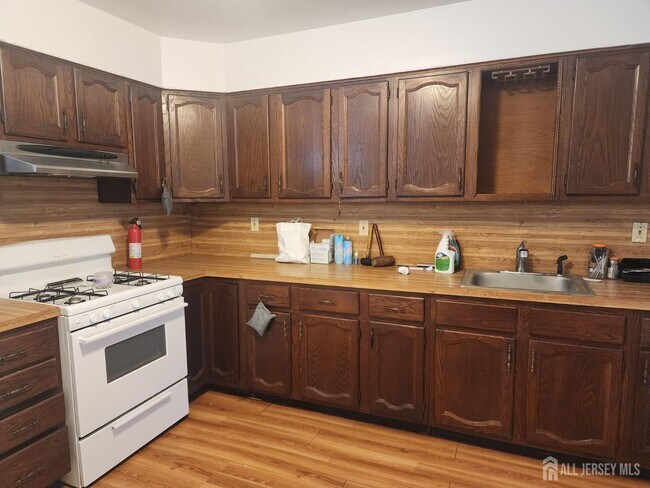 Photo - 47 Thorpe Ave Unidad 1