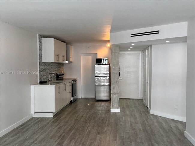 Photo - 1825 S Ocean Dr Unit 305