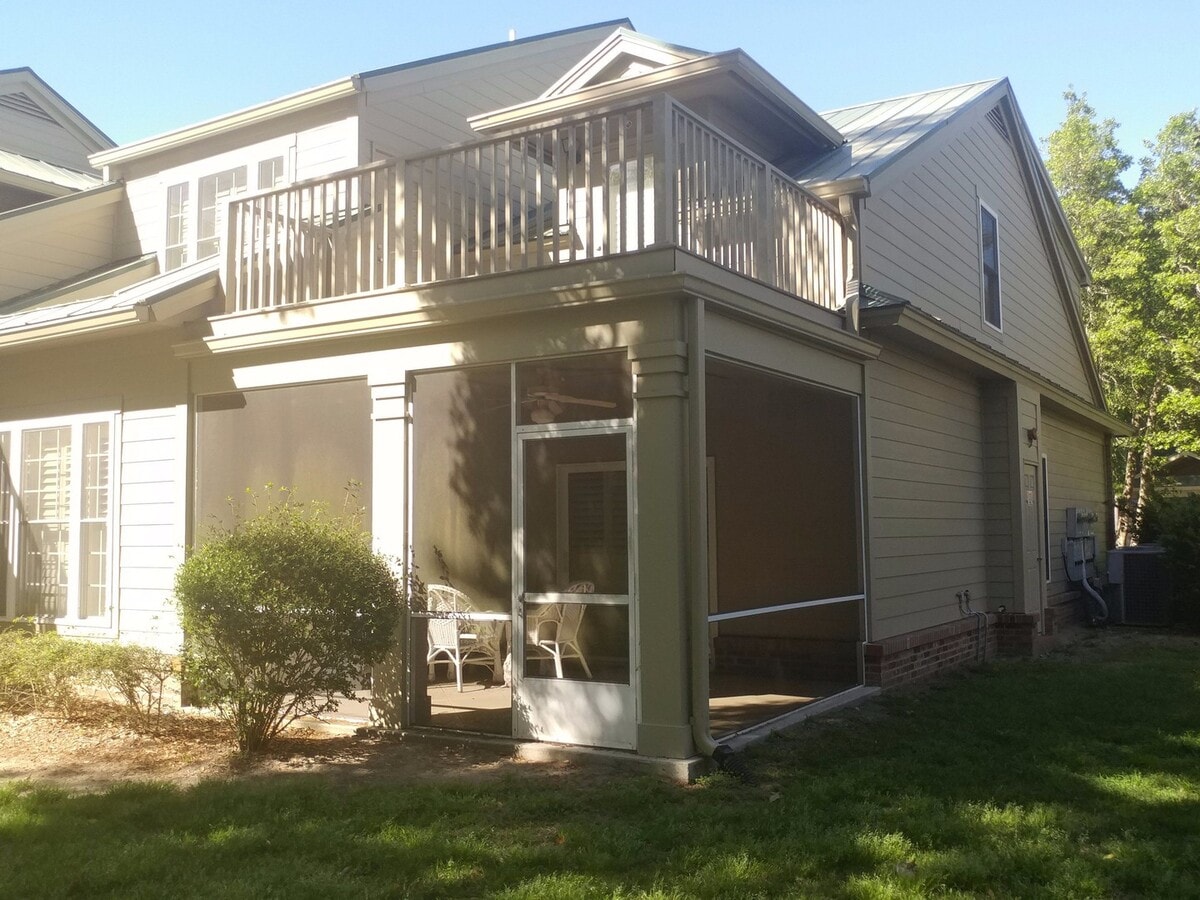 Photo - 92 12 Oaks Dr