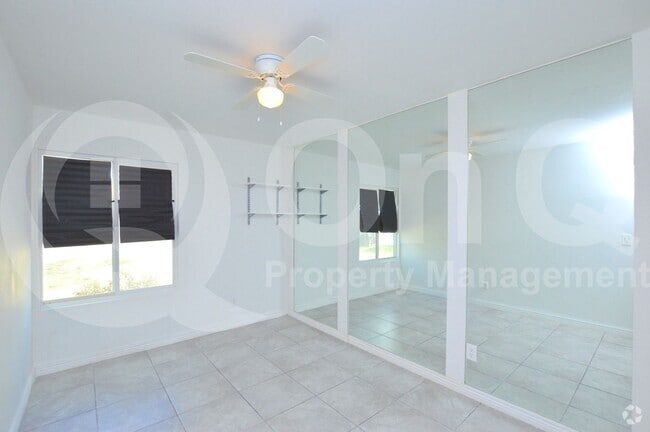 Building Photo - 2331 W Carson Dr Rental