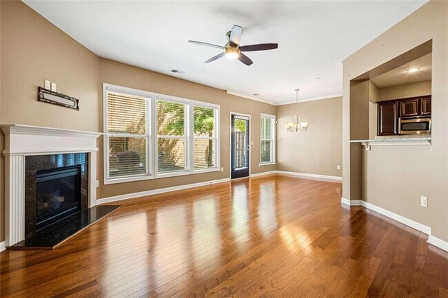 Photo - 3378 Vintage Cir SE