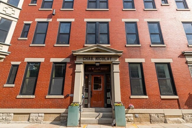 Building Photo - 14 W 14th St Unit 201