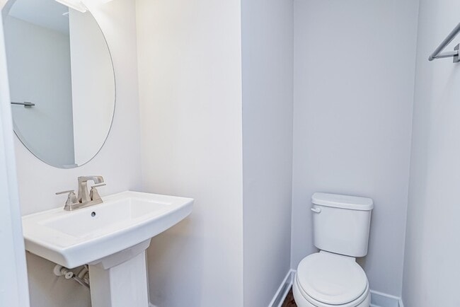 Photo - 513 Roan Creek Trl