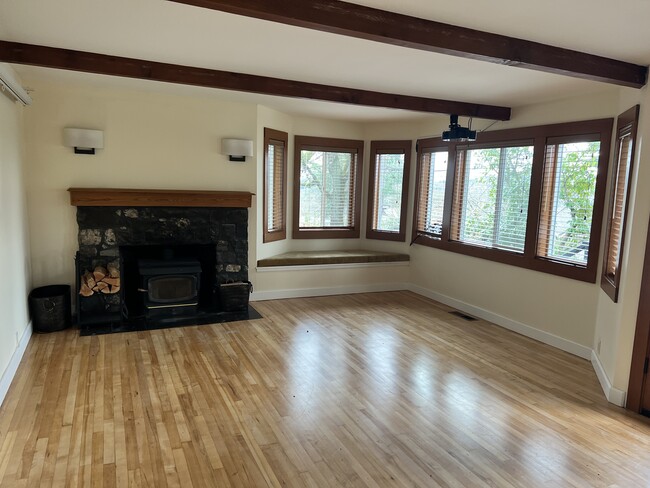 Photo - 9400 SW 3rd Ave