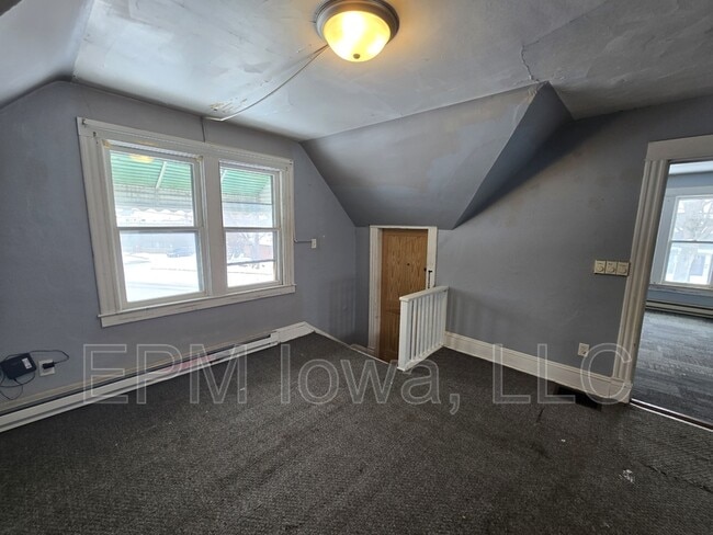 Photo - 102 1/2 South Street