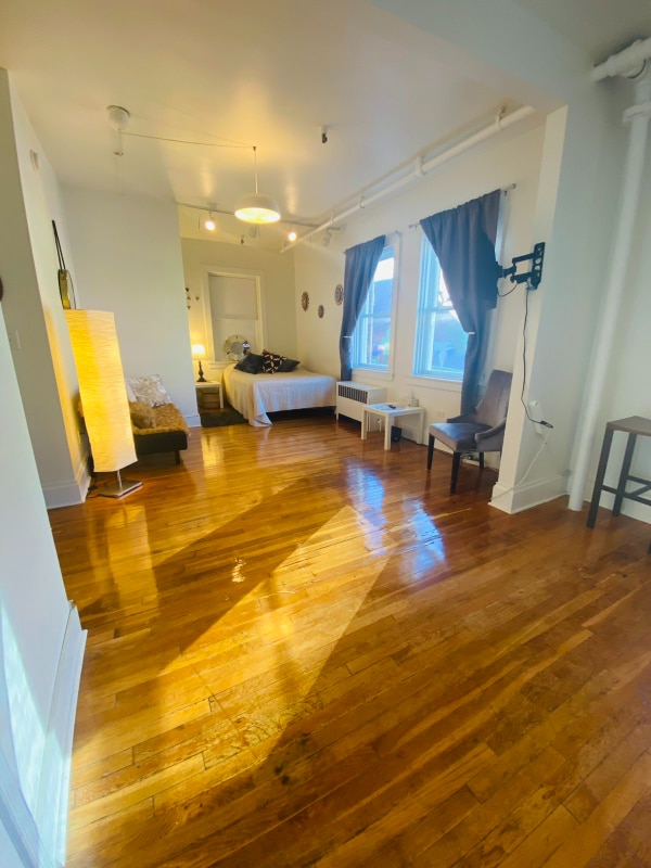 Photo - 118 2nd St SW