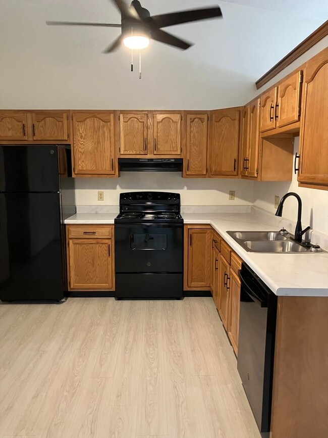 Photo - Ranch Condo with 2 Bedrooms, 1 Bath, and 1-Car Attached Garage in Troy, Ohio - Coming in June! Unit 1565-D Wayne St