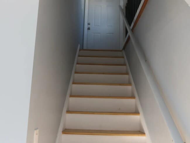 Building Photo - 166 Catherine St Unit 2