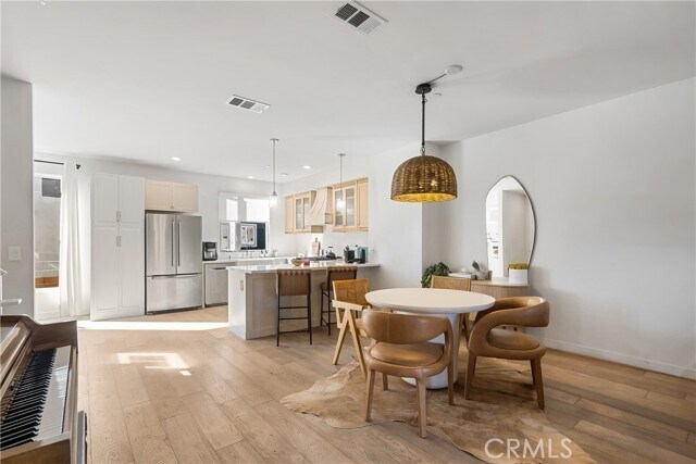 Photo - 2581 Arvia St