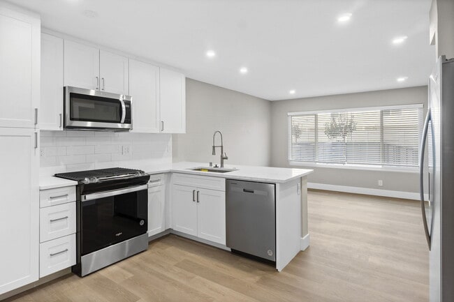 Photo - 1024 Mission Townhomes