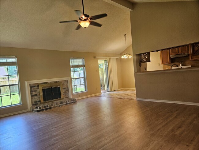 Photo - 2822 Chimneystone Cir